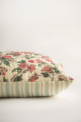 Heaven Çiçek Desenli El Yapımı 2'li Yastık Kılıfı - uniqlooms.com